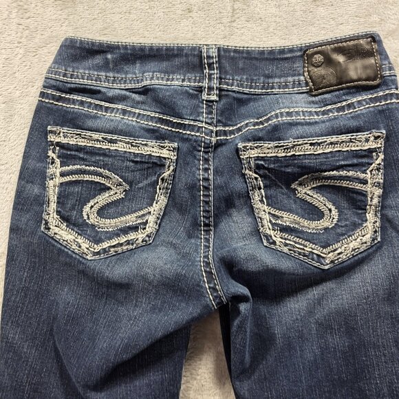 Silver Jeans Suki Mid Capri Womens 28 Blue Distressed Embroidered Pockets Denim - Picture 3 of 12